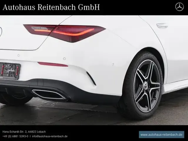 Mercedes-Benz CLA 200