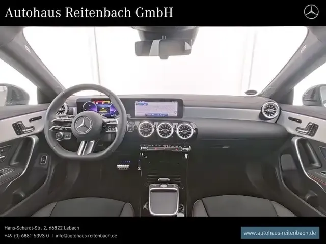 Mercedes-Benz CLA 200