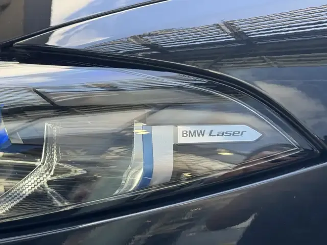 BMW 840