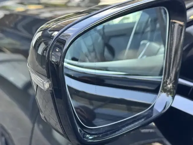 BMW 840