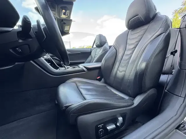 BMW 840