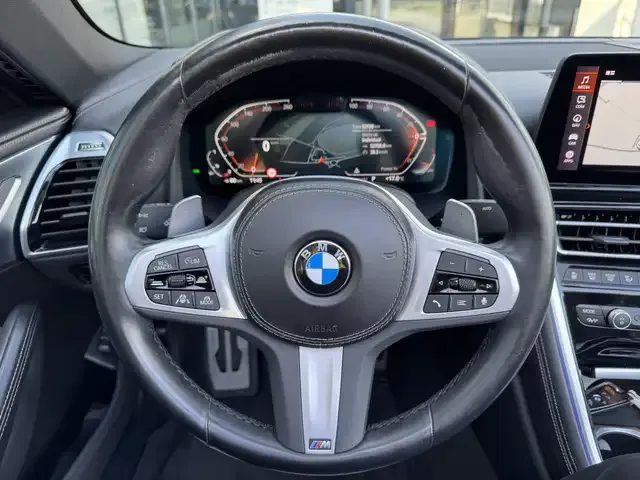 BMW 840