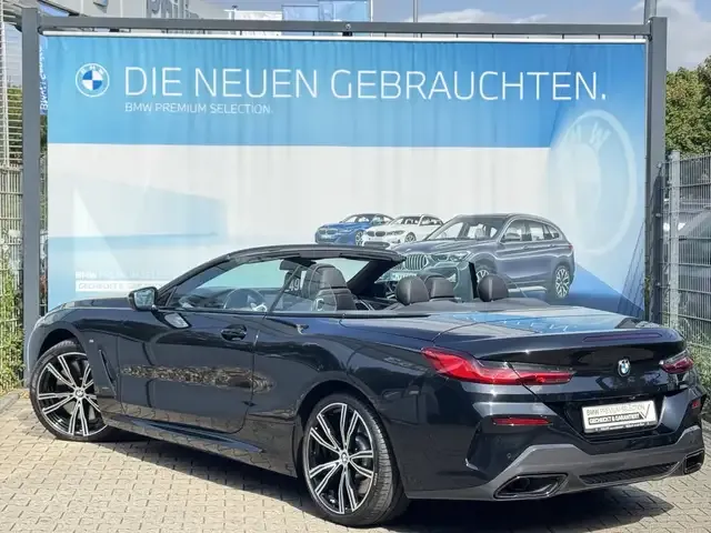 BMW 840