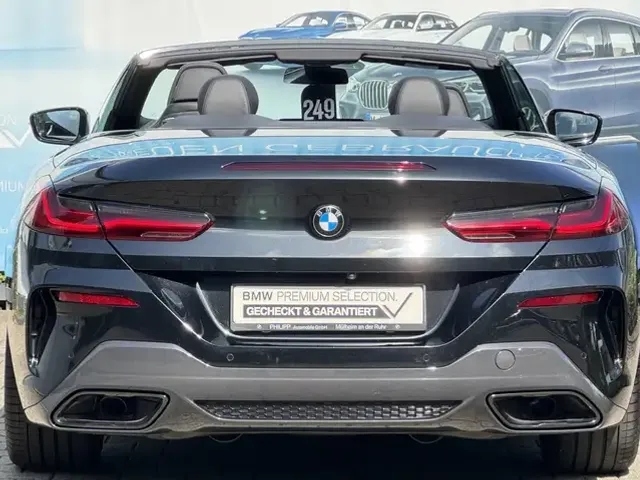 BMW 840