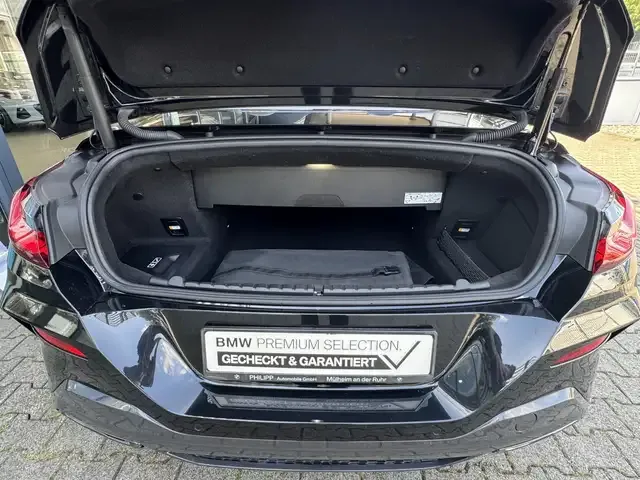 BMW 840