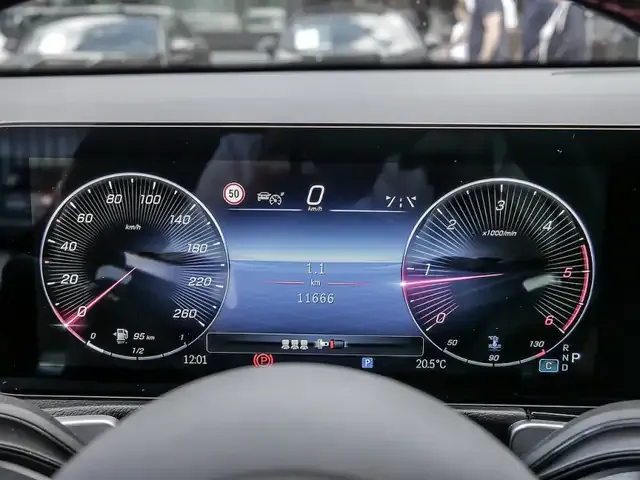Mercedes-Benz GLB 200