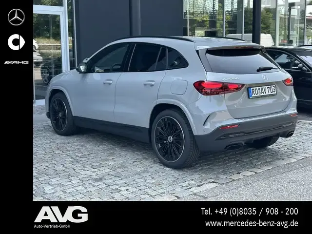 Mercedes-Benz GLA 200