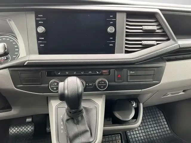 Volkswagen T6.1 Caravelle