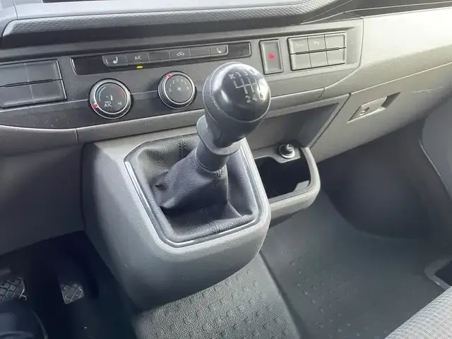 Volkswagen T6.1 Transporter