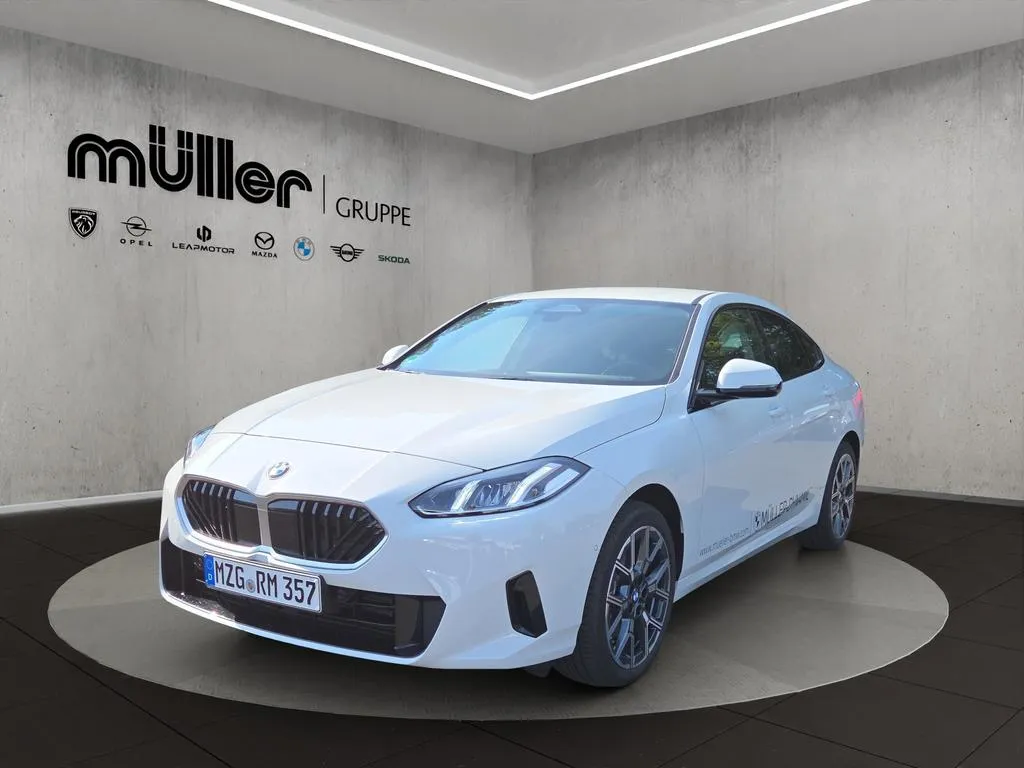 BMW 220