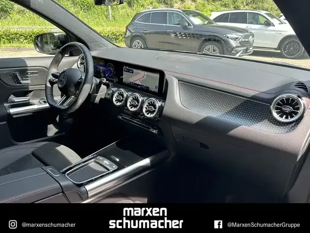 Mercedes-Benz EQA 350