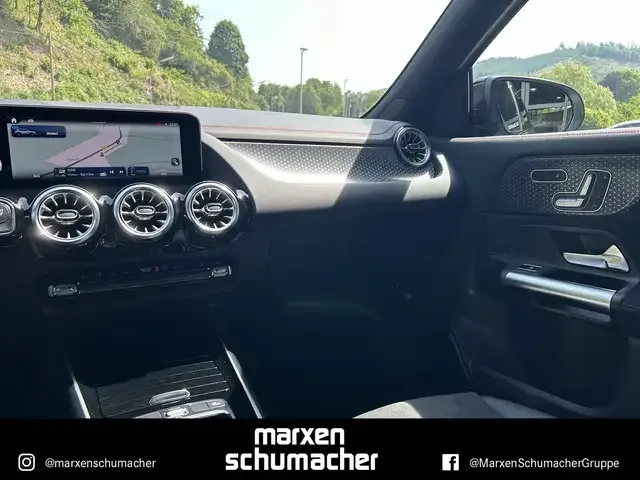 Mercedes-Benz EQA 350