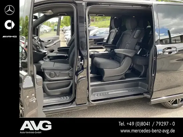 Mercedes-Benz V 250