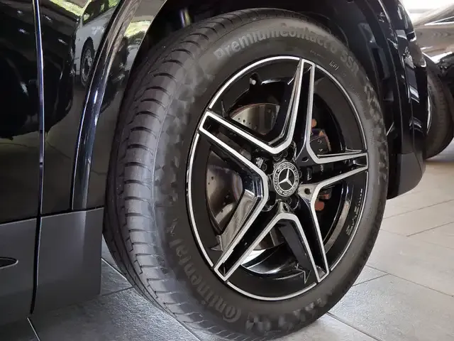 Mercedes-Benz GLA 180