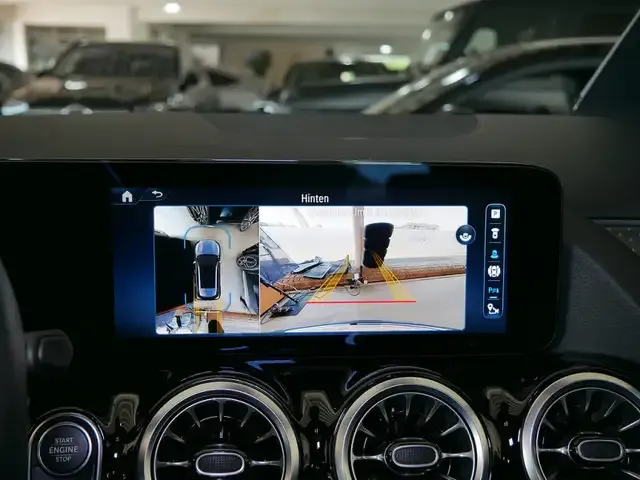 Mercedes-Benz GLA 180