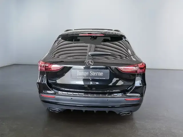 Mercedes-Benz GLA 180