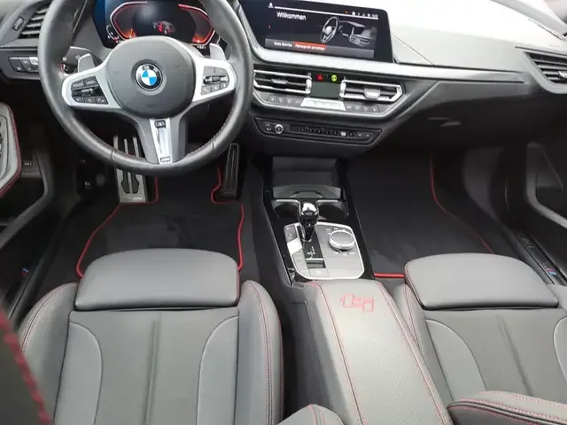 BMW 128