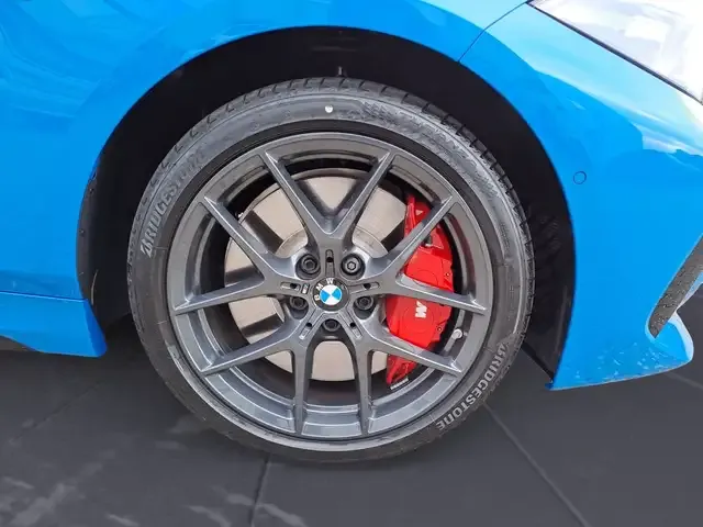 BMW 128