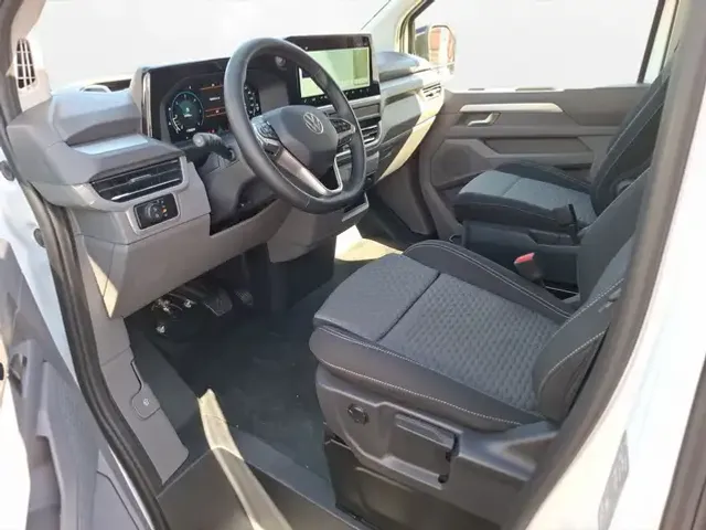 Volkswagen T7 Caravelle