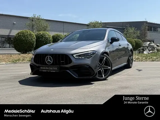 Mercedes-Benz CLA 45 AMG