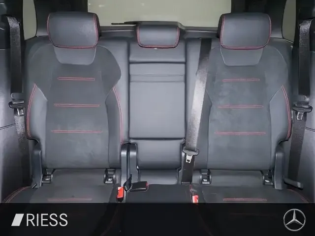 Mercedes-Benz EQB 350