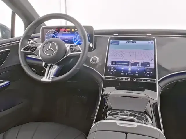 Mercedes-Benz EQE 300