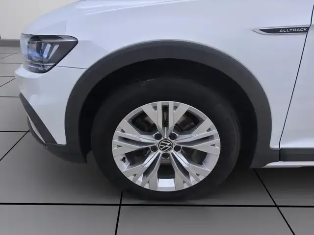 Volkswagen Passat Alltrack