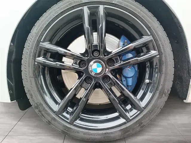 BMW 240
