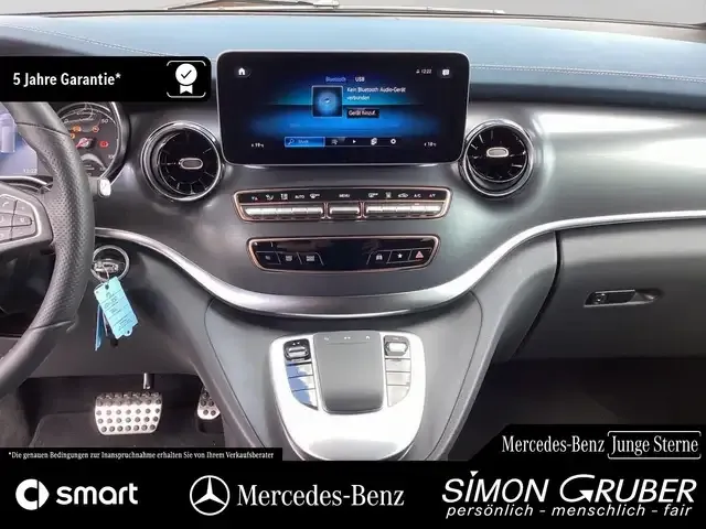 Mercedes-Benz EQV 300