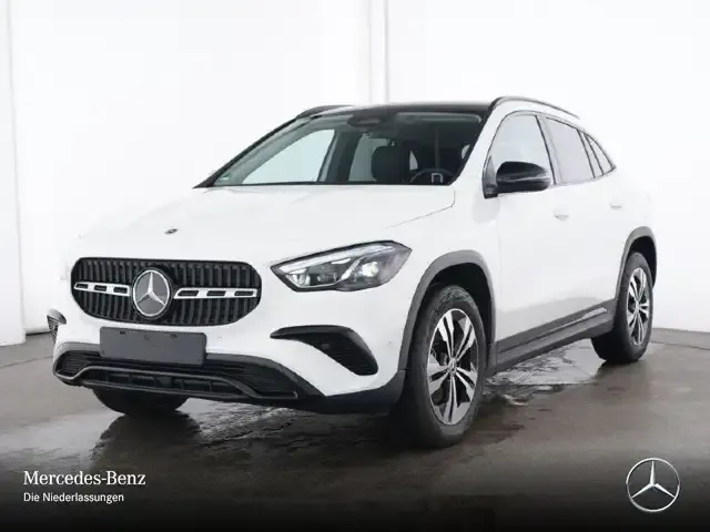 Mercedes-Benz GLA 200