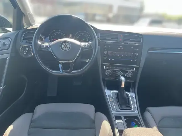 Volkswagen Golf Variant
