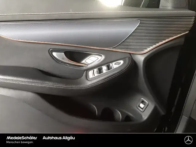 Mercedes-Benz EQC 400