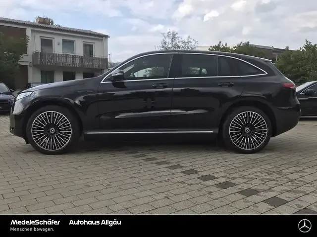 Mercedes-Benz EQC 400
