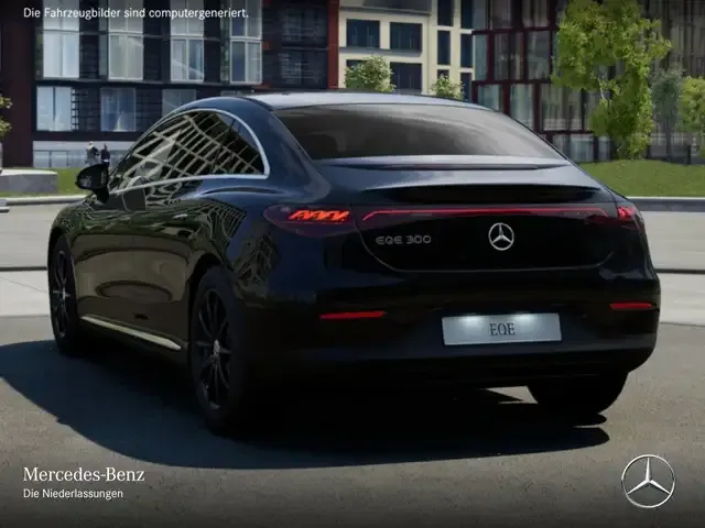 Mercedes-Benz EQE 300