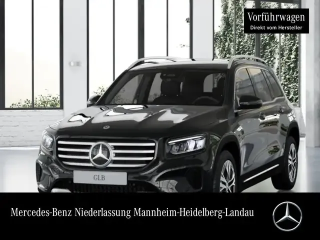 Mercedes-Benz GLB 180