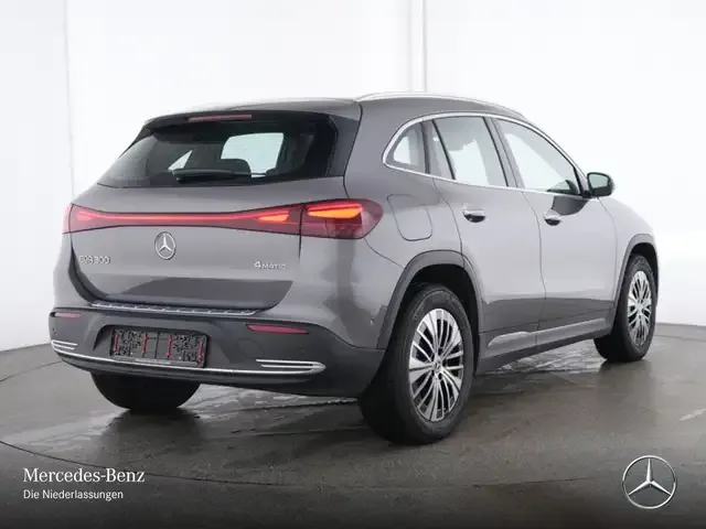 Mercedes-Benz EQA 300