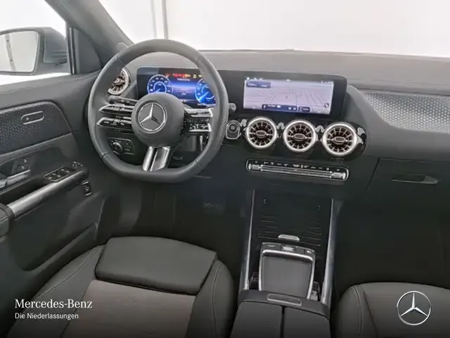 Mercedes-Benz EQA 300