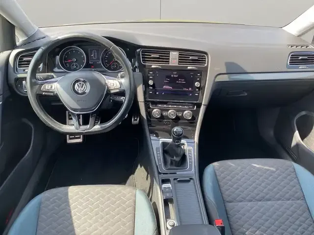 Volkswagen Golf Variant