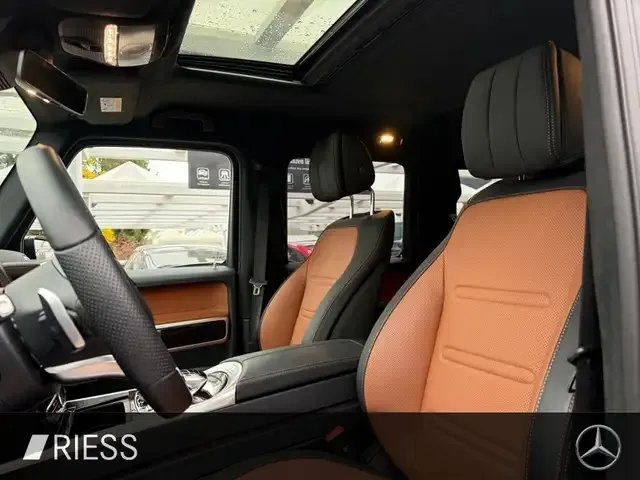 Mercedes-Benz G 400