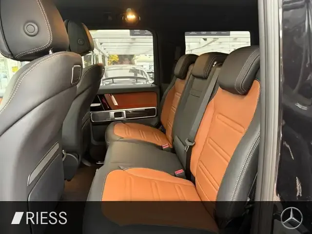 Mercedes-Benz G 400
