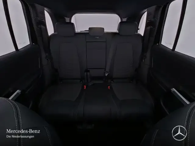 Mercedes-Benz EQB 300