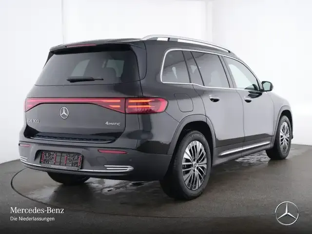 Mercedes-Benz EQB 300