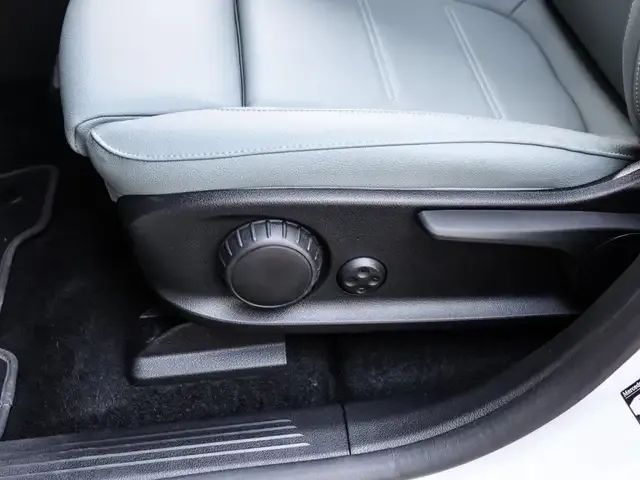 Mercedes-Benz EQB 300