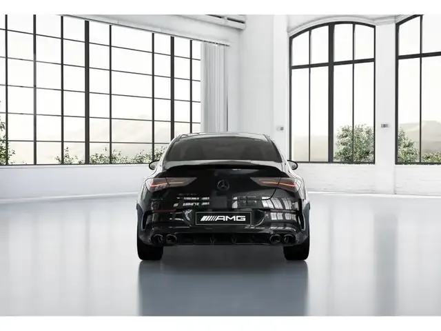 Mercedes-Benz CLA 45 AMG