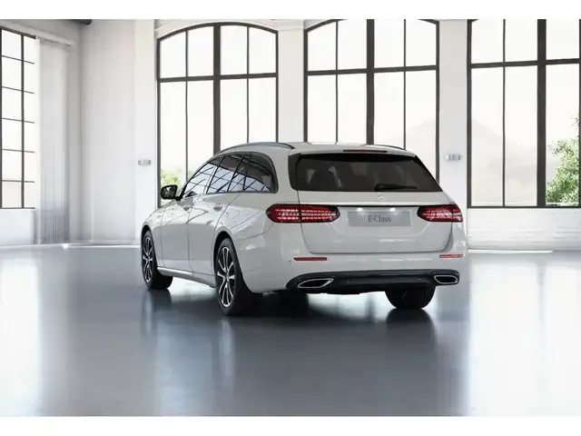 Mercedes-Benz E 220