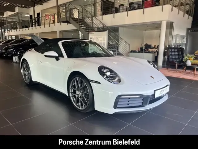 Porsche 992