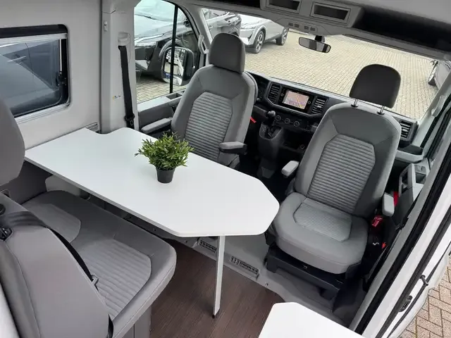 Volkswagen Grand California