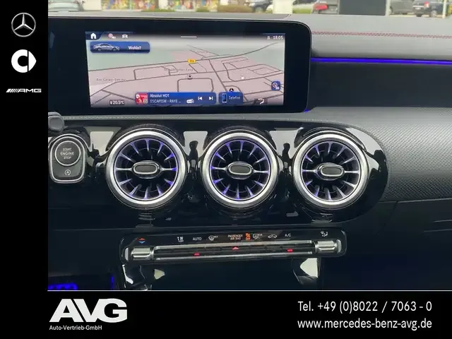 Mercedes-Benz CLA 200