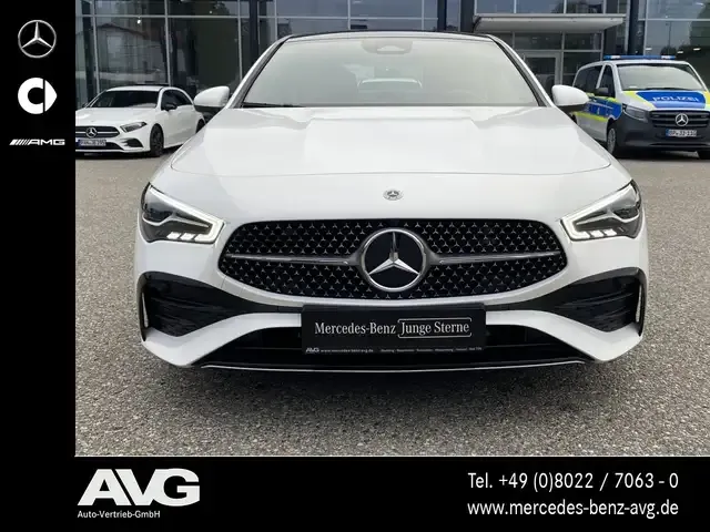 Mercedes-Benz CLA 200