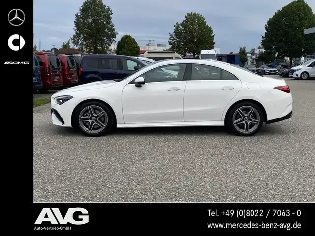 Mercedes-Benz CLA 200